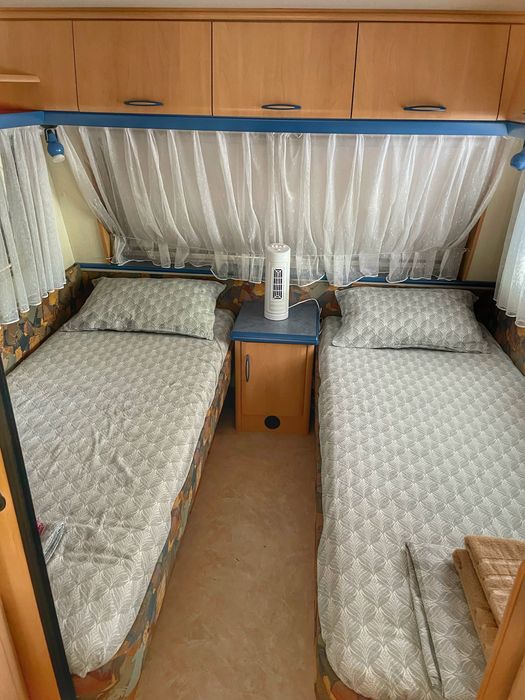 Каравана под наем на “Якото място”