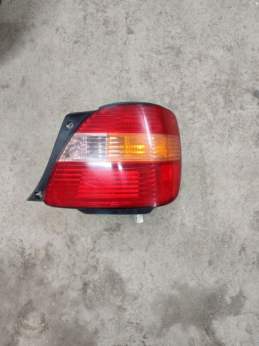 Задний фонарь Лексус