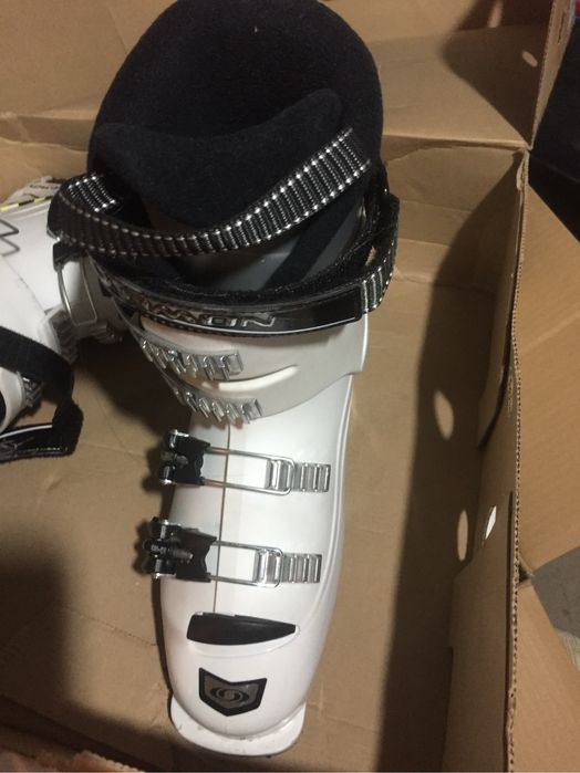 Горнолыжнын ботинки