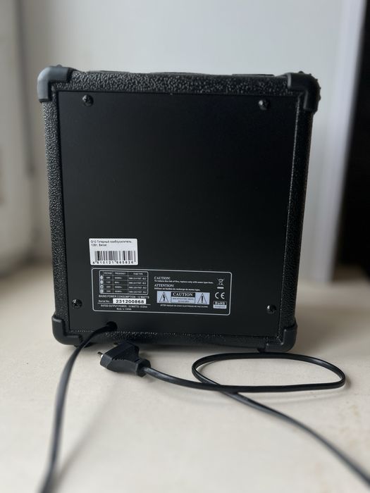 Гитарный комбик Belcat 10W