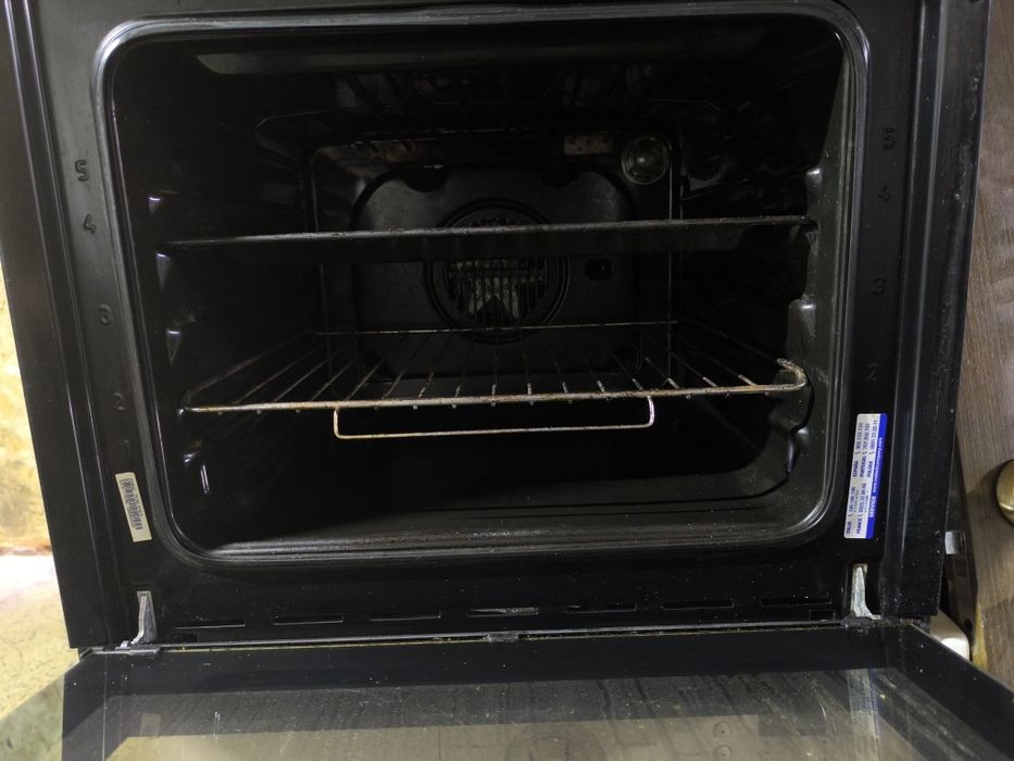 Духовой шкаф Аристон