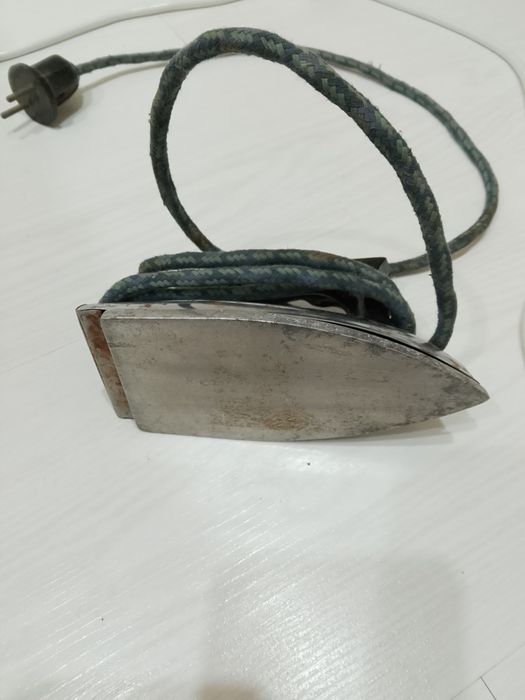 Мини утюг СССР .