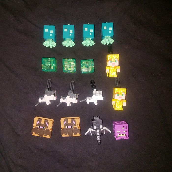 Kinder Joy Minecraft фигурки