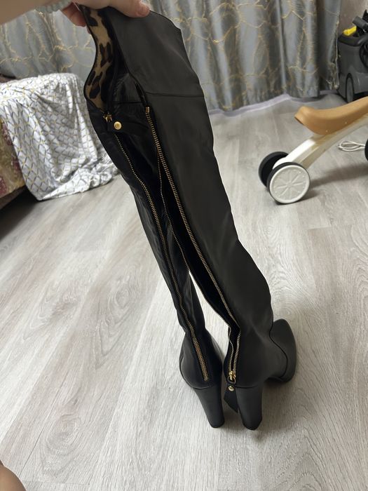 Сапожки Stuart Weitzman