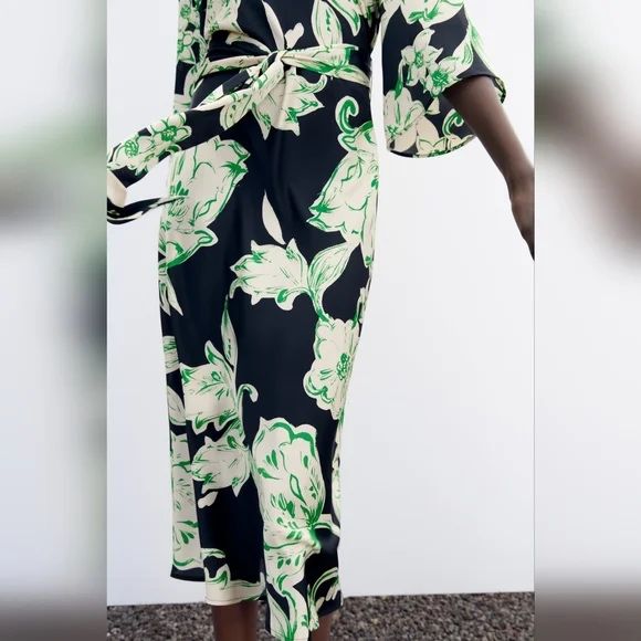 Дамска рокля Зара