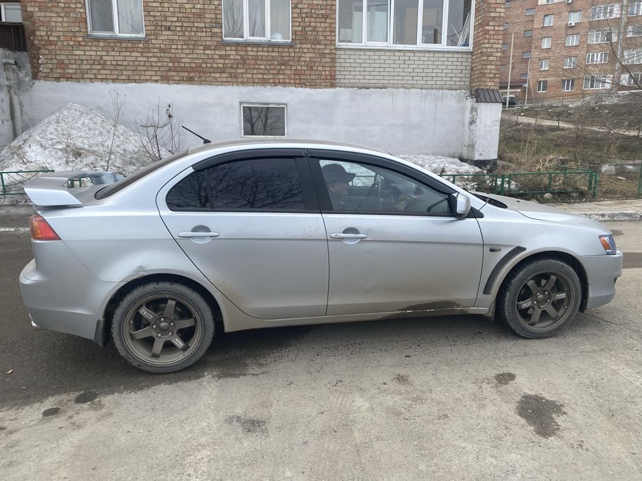 Продам Mitsubishi LANCER