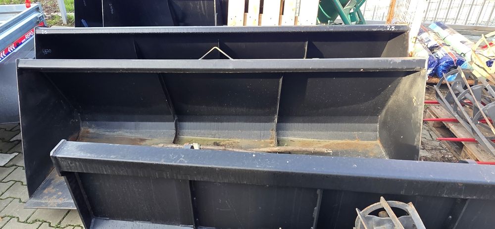 Furca gunoi completa la 1.2 m preț 3000 lei cu tepuse la 0.80 m si la