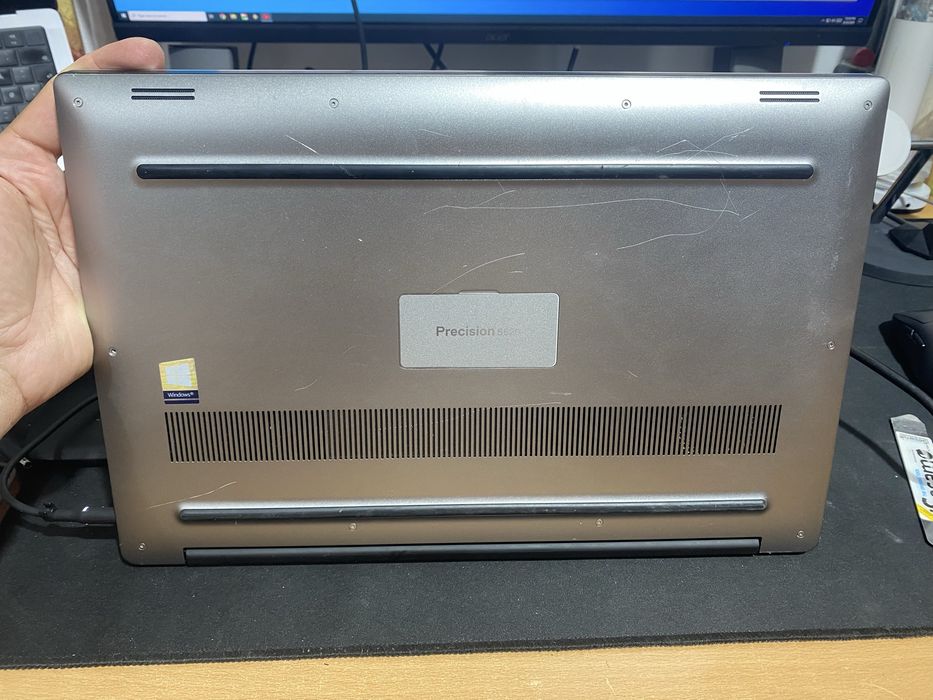 Laptop Dell Precision 5520 i7 7700HQ 4gb Quatro M1200