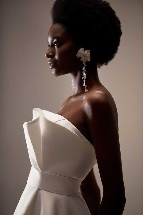 Rochie mireasa Milla Nova Jamelia Marimea M