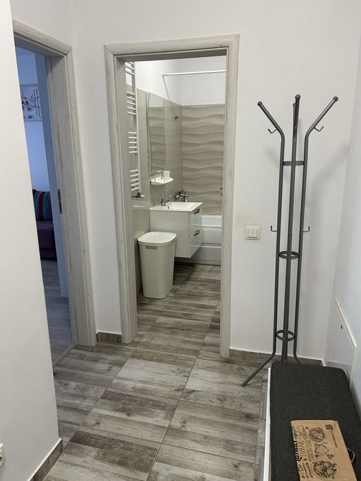 Garsoniera cartierul Brancusi in bloc nou