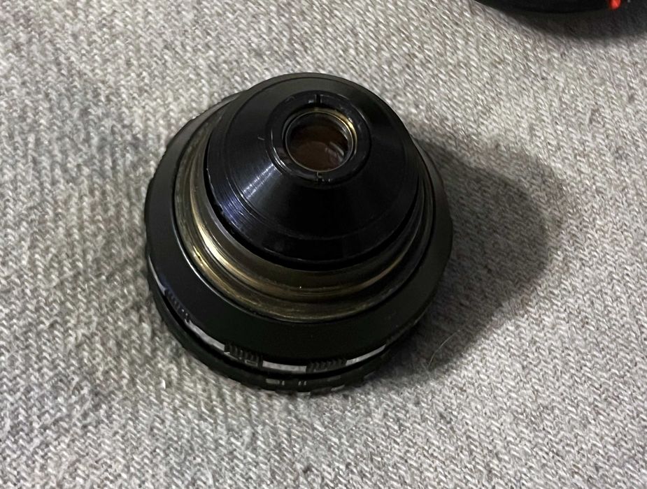 Obiectiv Vega 7-1 20mm f2 cine sovietic cu adaptor MFT
