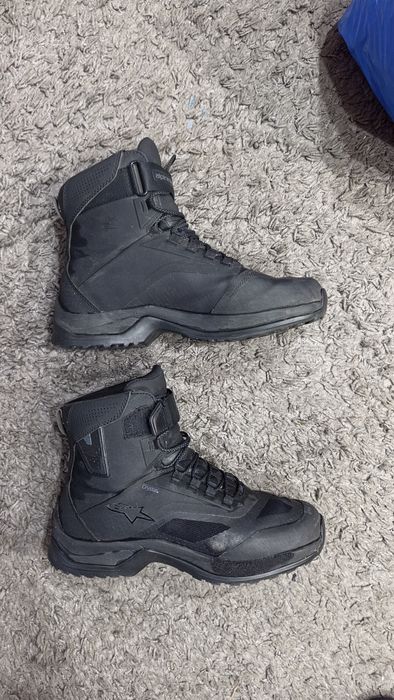 Vând ghete moto Alpinestars CR-6 Drystar – mărimea 42