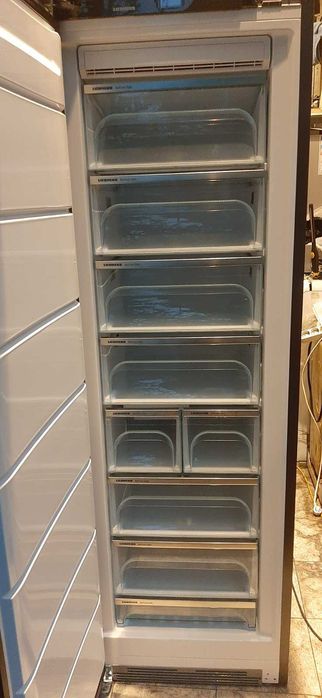 Фризер Liebherr Premium NoFrost с Гаранция !