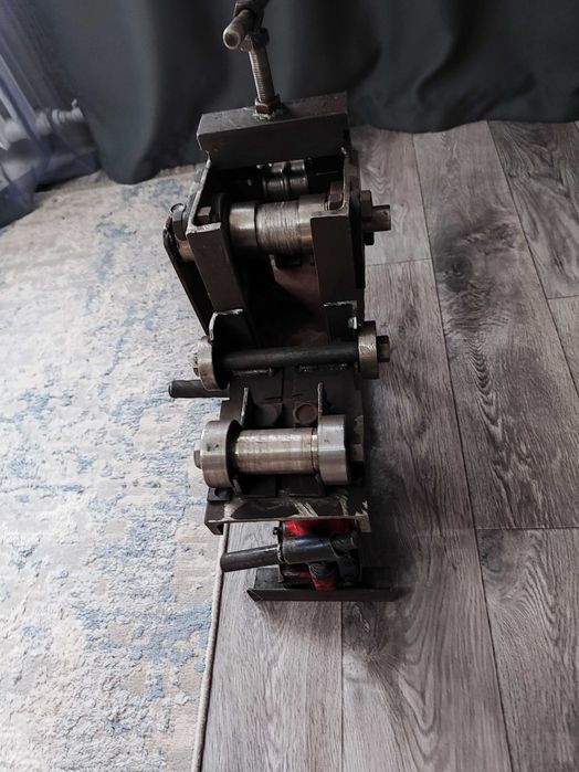 Трубогиб продам  срочно