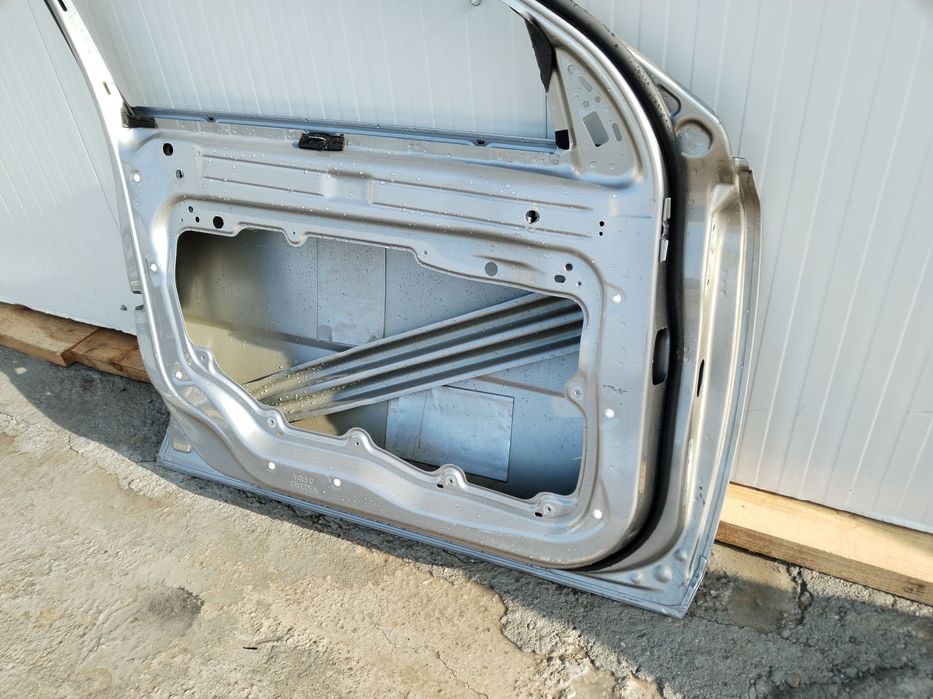 Usa stanga fata Volvo V70, S60, S80, 2007, 2008, 2009, 2010, 2011, 2012, 2013.