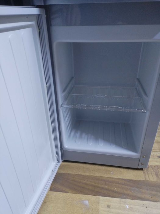 напольный кулер для воды с холодильником