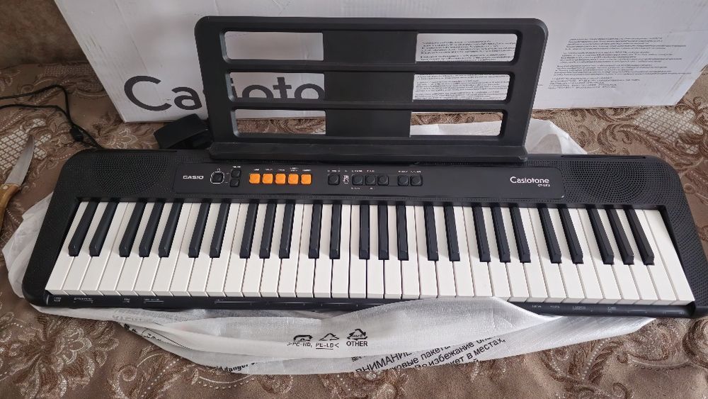 Продается синтезатор CT-S100