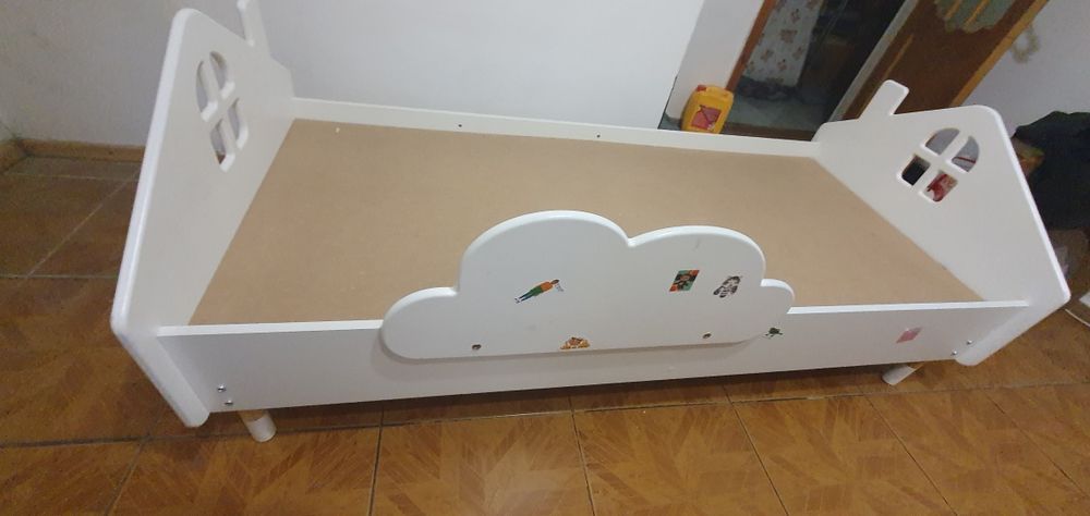 Продам детскую кровать б/у. Цена 30 000. Самовывоз. Алмалинский район