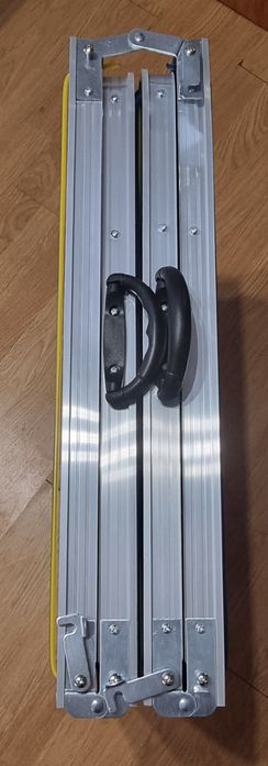 Преносима LED маса за биър понк Maxxmee