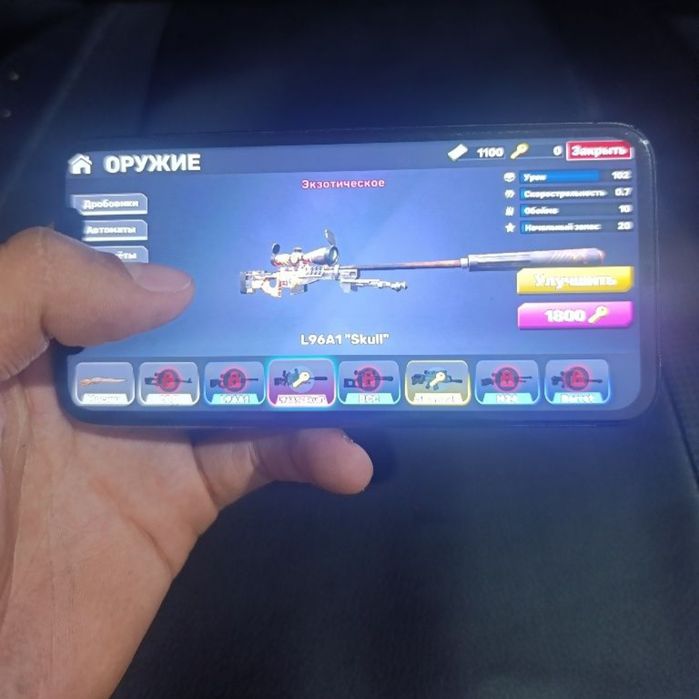 Продам iPhone X черный цвет