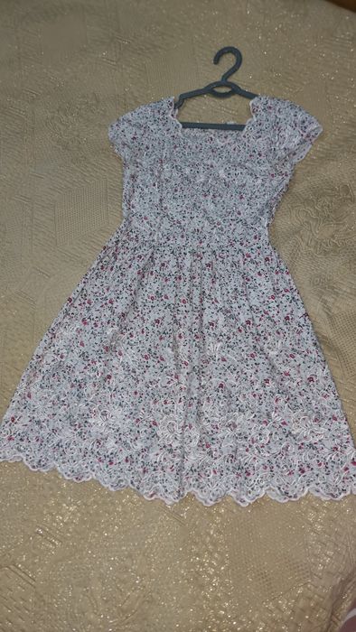 Ёзги аёллар кўйлаги

Ёзги