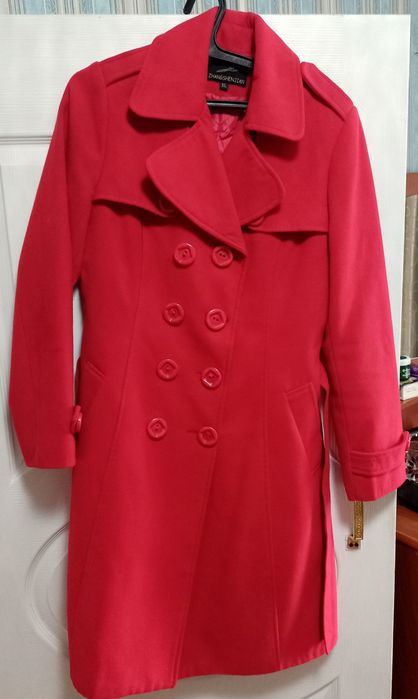 Продам пальто размер XL