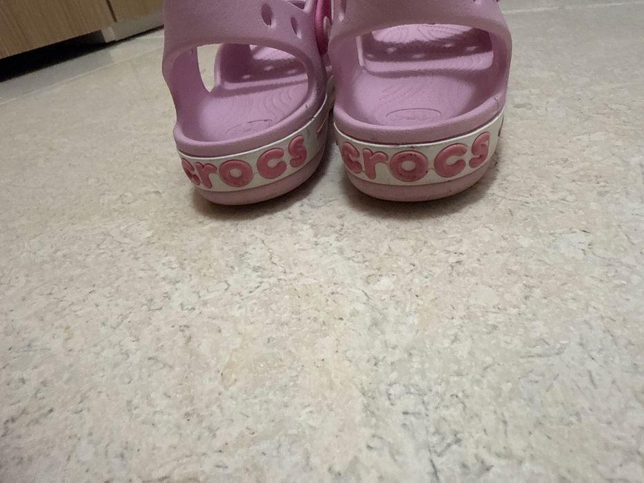 Продам детские кроксы оригинал