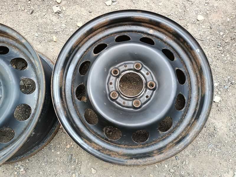 Продам оригинальные металлические диски на BMW 3