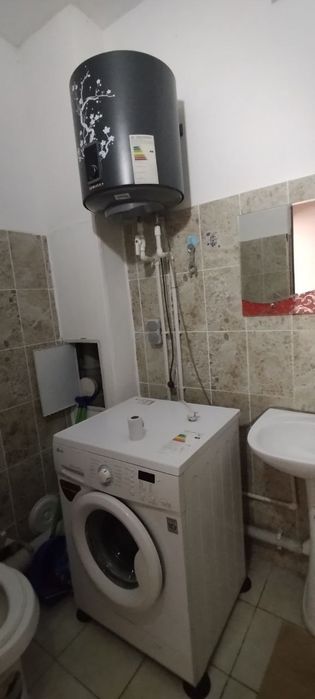 Янги домда 2 хонали квартира сотилади