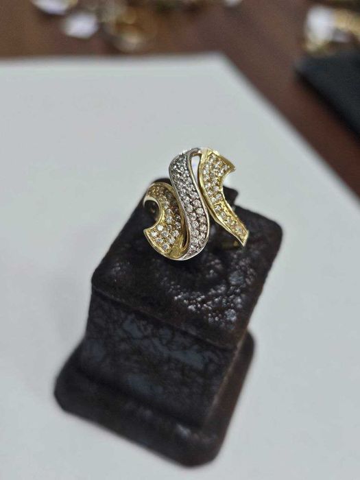 Inel Cu Pietre Aur 14k 4.8gr (ctg)staramanet