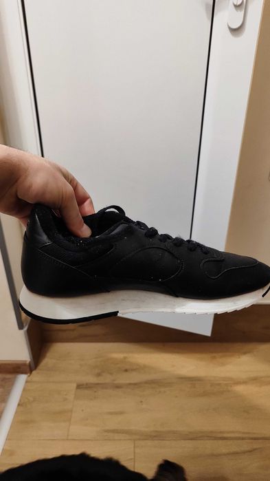 Маратонки Lacoste