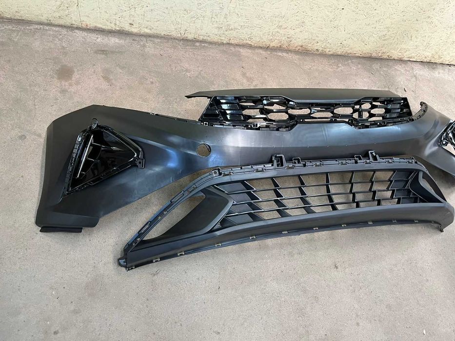 Бампер, решетка, оправа Киа Серато Форте 2021- /Kia Cerato Forte 2021-