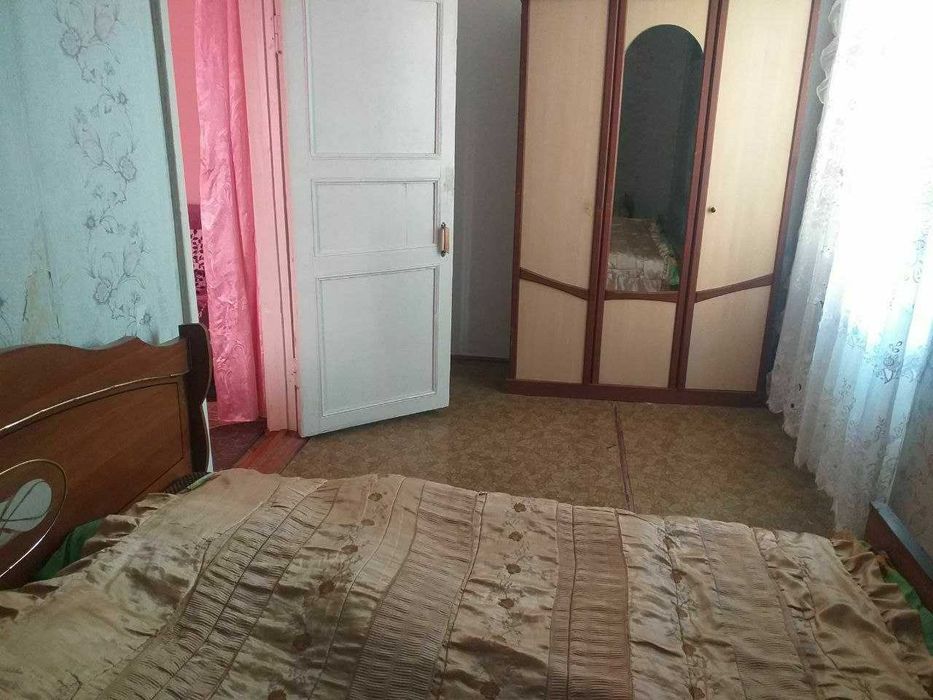 Сдаю двухкомнатную квартиру старой планировки в 6 микрорайоне Макро