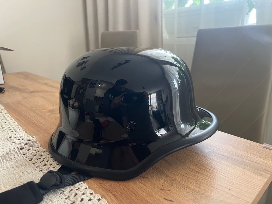 Мото каска тип : немско канче