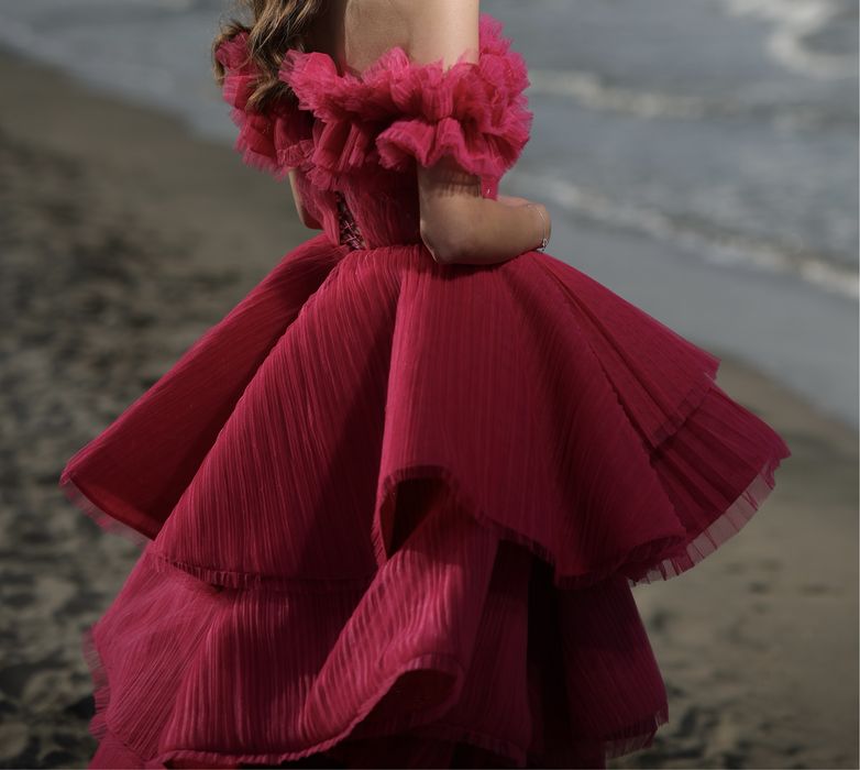 Бална розова рокля