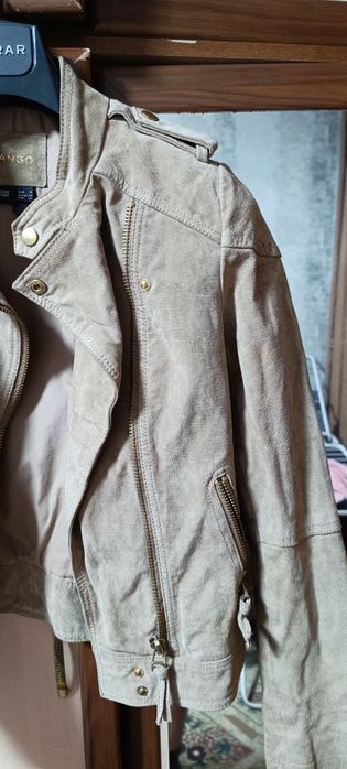 Продам женскую курточку Mango