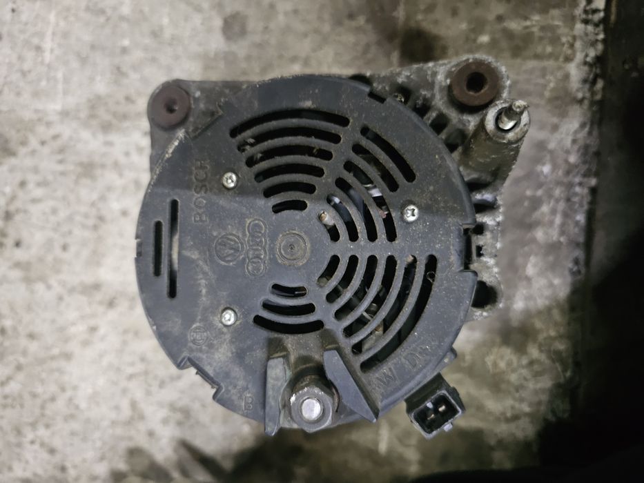 Alternator Seat Toledo 1.9 diesel AHU 66kw 028903025Q 0123320007 90A