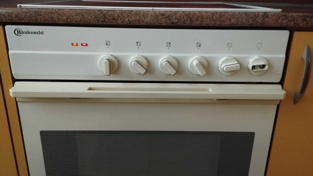 Баукнехт фурна с котлони за вграждане