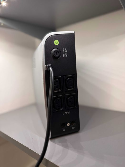 UPS Mustek compact 1000VA/600W, 1000 Offline prize C13