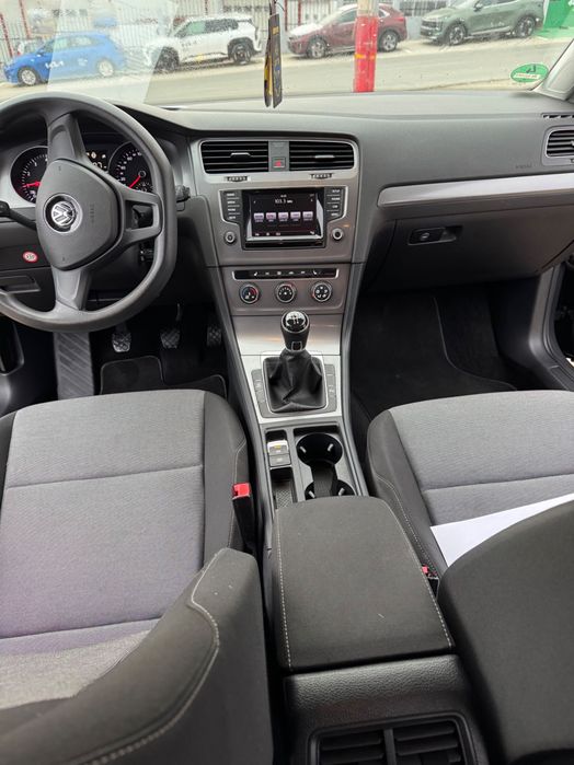 Vând Volkswagen golf 7