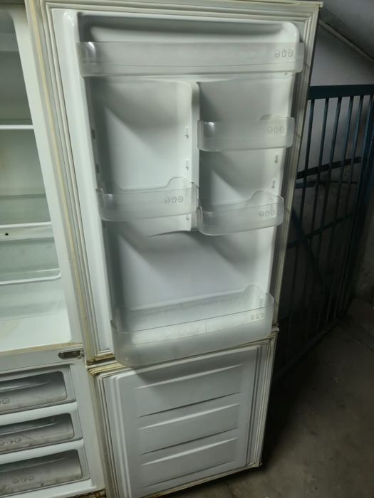 Продаю холодильник