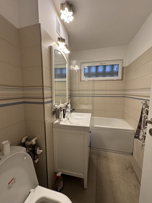 Inchiriez camera in apartament Metrou Gorjului Militari