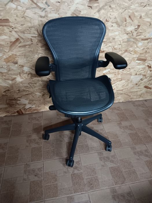 Scaun ergonomic Herman Miller clasic mărimea B