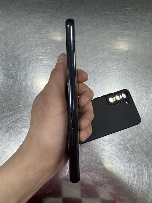 Samsung s 22 plus 8/256