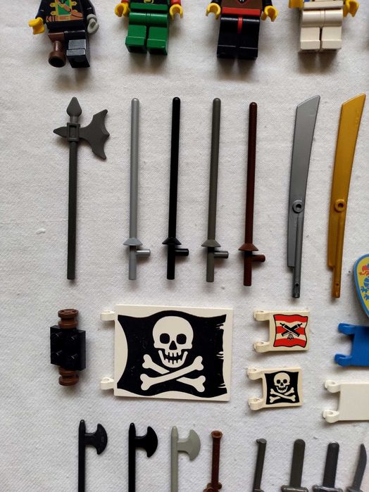 Lego Pirates/Castle/Wolfpack/Western Mинифигури/аксесоари/части