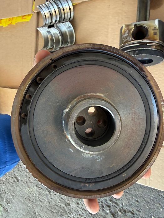 Fulie vibrochen / motor Originală MINI R56 etc (Motoare N47N) - Cod 11238511320