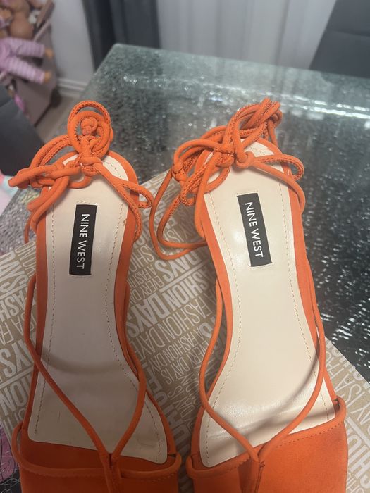 Sandale Nine West din piele intoarsa