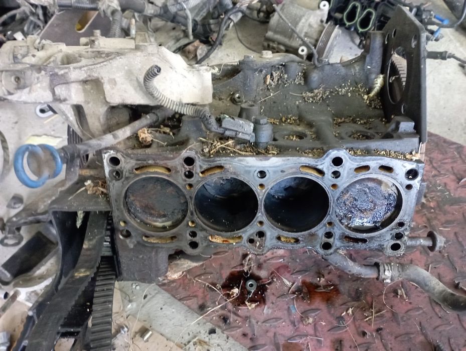 Vînd Piese Motor  Fiat Punto 1.2 Benzină