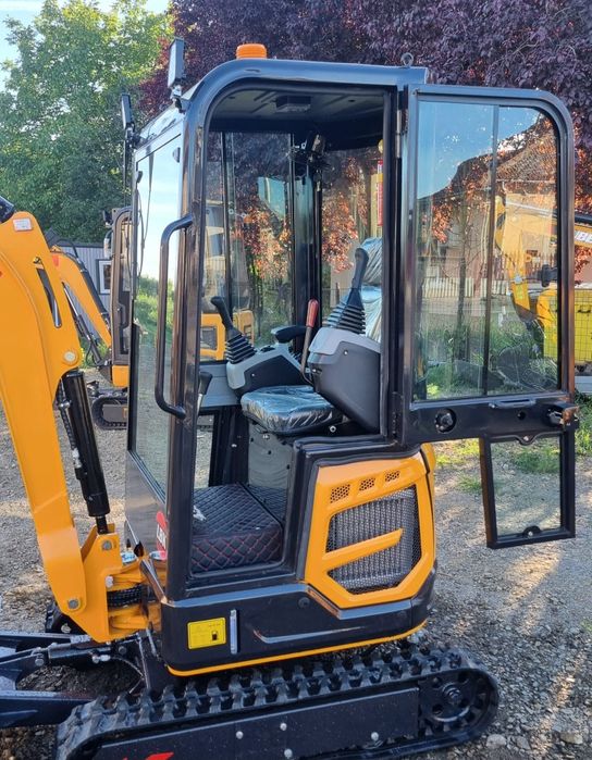 Miniexcavator Lubeck W 169 Nou 1.6- tone  Garantie 2 ani