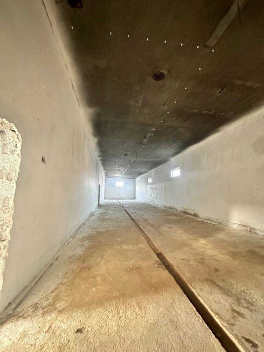 Ипподромдан 6км. Ишлаб чикаришга еки омборхонага 11cотих жой сотаман.